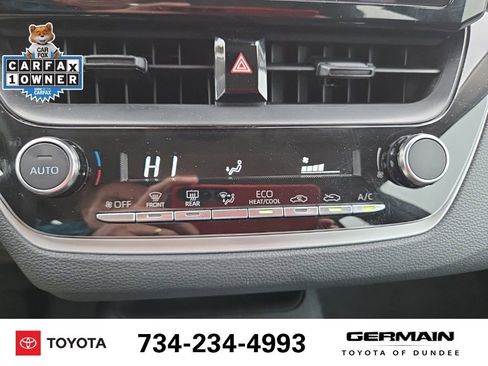 Used 2025 Toyota Corolla LE image 30