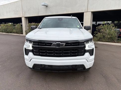 Used 2023 Chevrolet Silverado 1500 RST w/ Z71 Off-Road Package AWD/4WD image 4
