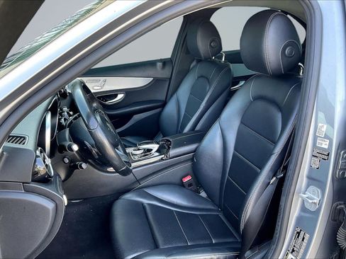 Used 2015 Mercedes-Benz C 300 Sedan image 25
