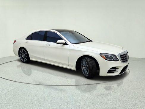 Used 2019 Mercedes-Benz S 560 Sedan image 5