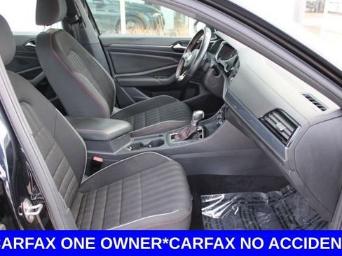 Used 2019 Volkswagen Jetta GLI image 16