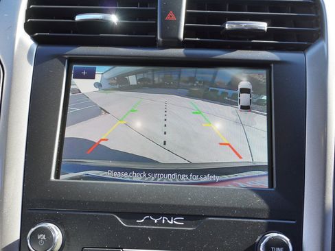 Used 2019 Ford Fusion SE image 39