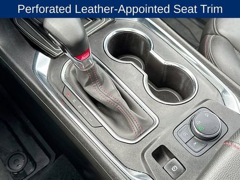 Used 2023 Chevrolet Traverse RS image 19