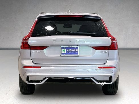 New 2026 Volvo XC60 T8 Plus w/ Climate Package AWD/4WD image 5