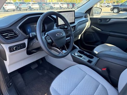 Used 2023 Ford Escape Active w/ Tech Pack #1 image 12