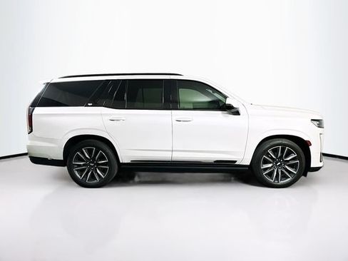 Used 2022 Cadillac Escalade Sport w/ Touring Package AWD/4WD image 8