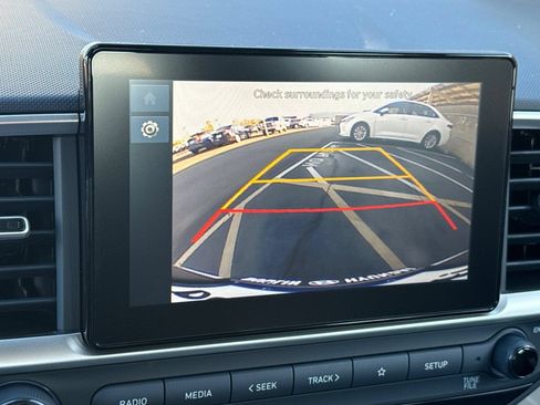 Used 2026 Hyundai Venue SEL FWD image 22