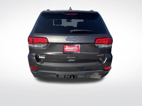 Used 2021 Jeep Grand Cherokee Laredo image 5