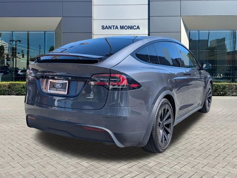 Used 2023 Tesla Model X image 5