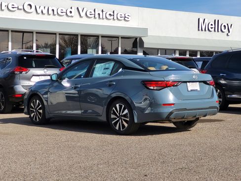 New 2025 Nissan Sentra SV w/ SV Premium Package image 4