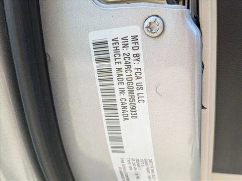 Used 2021 Chrysler Voyager Lxi FWD image 15