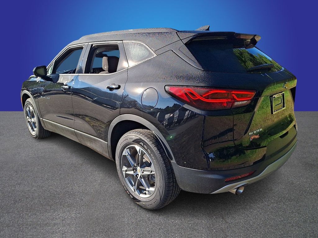 Used 2024 Chevrolet Blazer LT w/ Convenience Package FWD image 6
