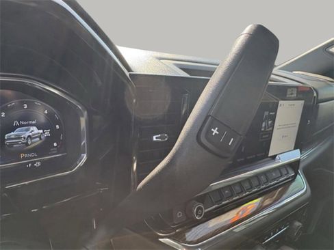 Used 2023 Chevrolet Silverado 1500 RST image 18