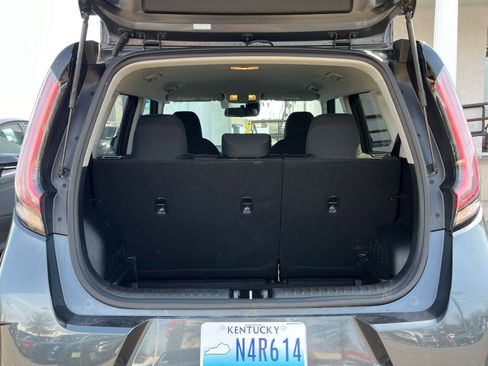 Used 2025 Kia Soul LX w/ LX Technology Package image 27