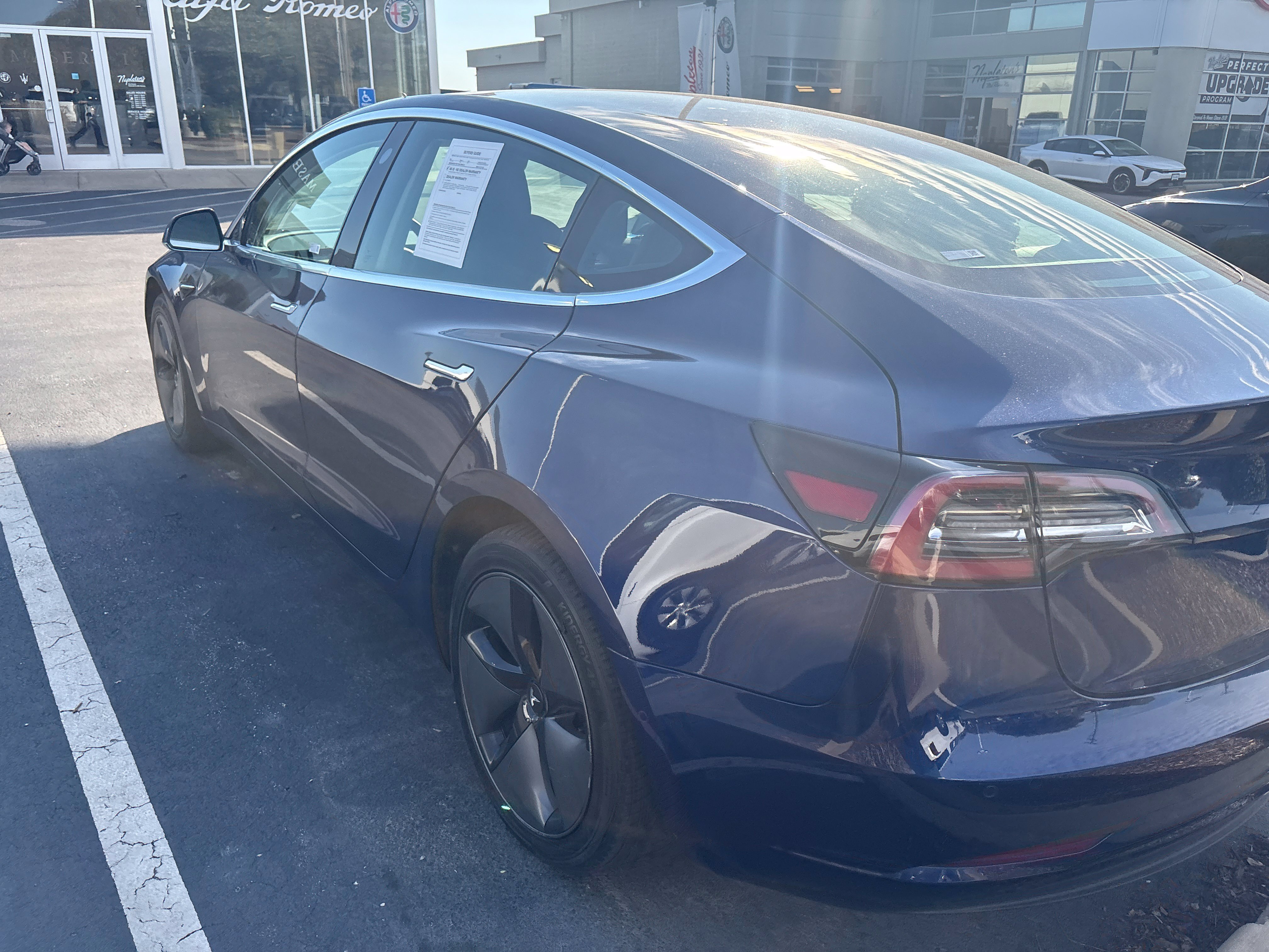 Used 2018 Tesla Model 3 Mid Range RWD image 18