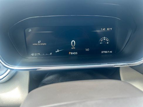 Used 2020 Lincoln Continental AWD image 14