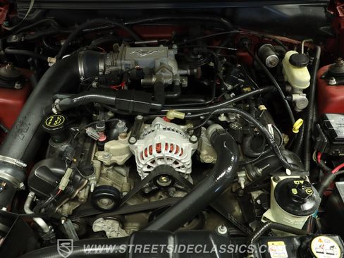 Used 2004 Ford Mustang GT RWD image 3