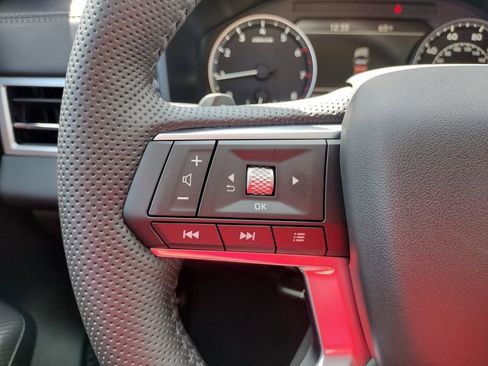 New 2026 Mitsubishi Outlander SE AWD/4WD image 28