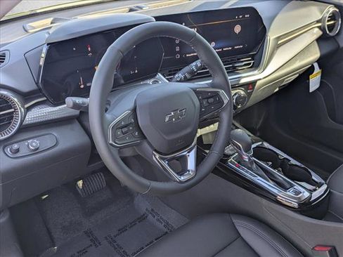 New 2026 Chevrolet Trax ACTIV w/ Driver Confidence Package image 3