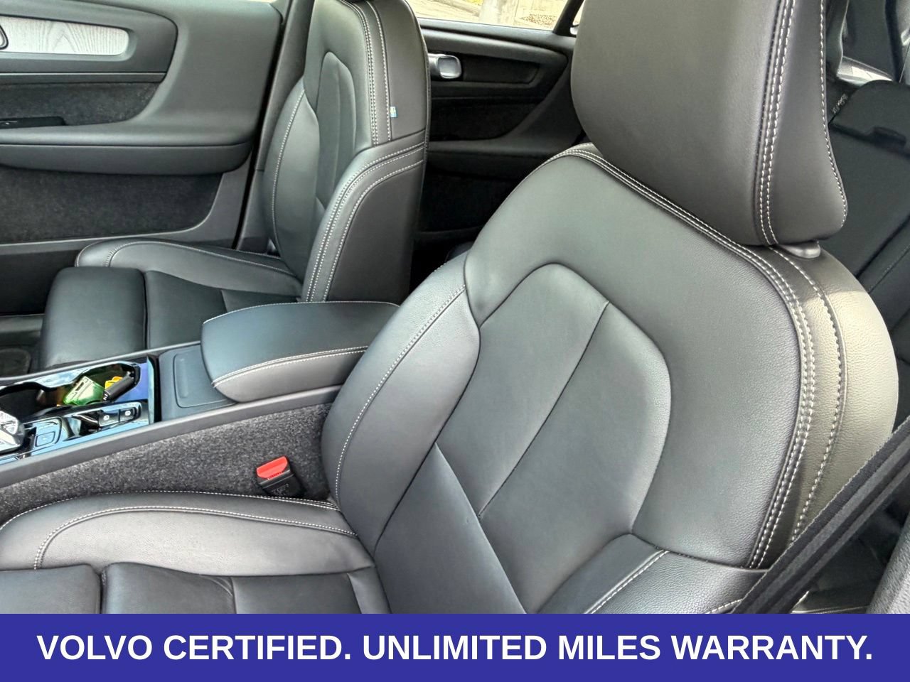 Certified 2026 Volvo XC40 B5 Plus AWD/4WD image 26