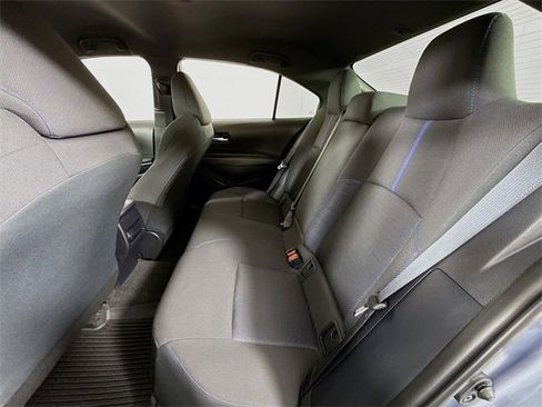 Used 2022 Toyota Corolla SE image 9