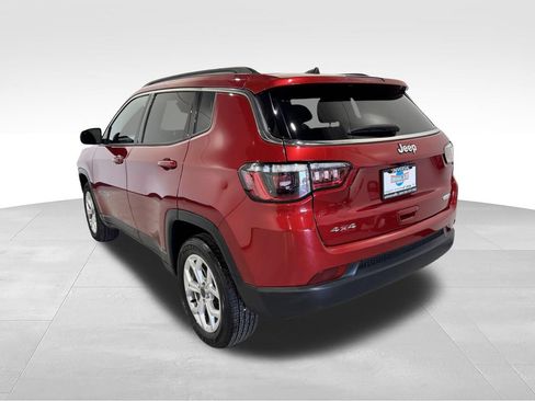 Used 2025 Jeep Compass Latitude AWD/4WD image 41