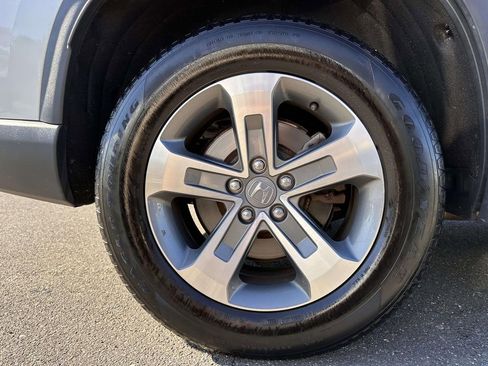 Used 2023 Honda Pilot EX-L image 6