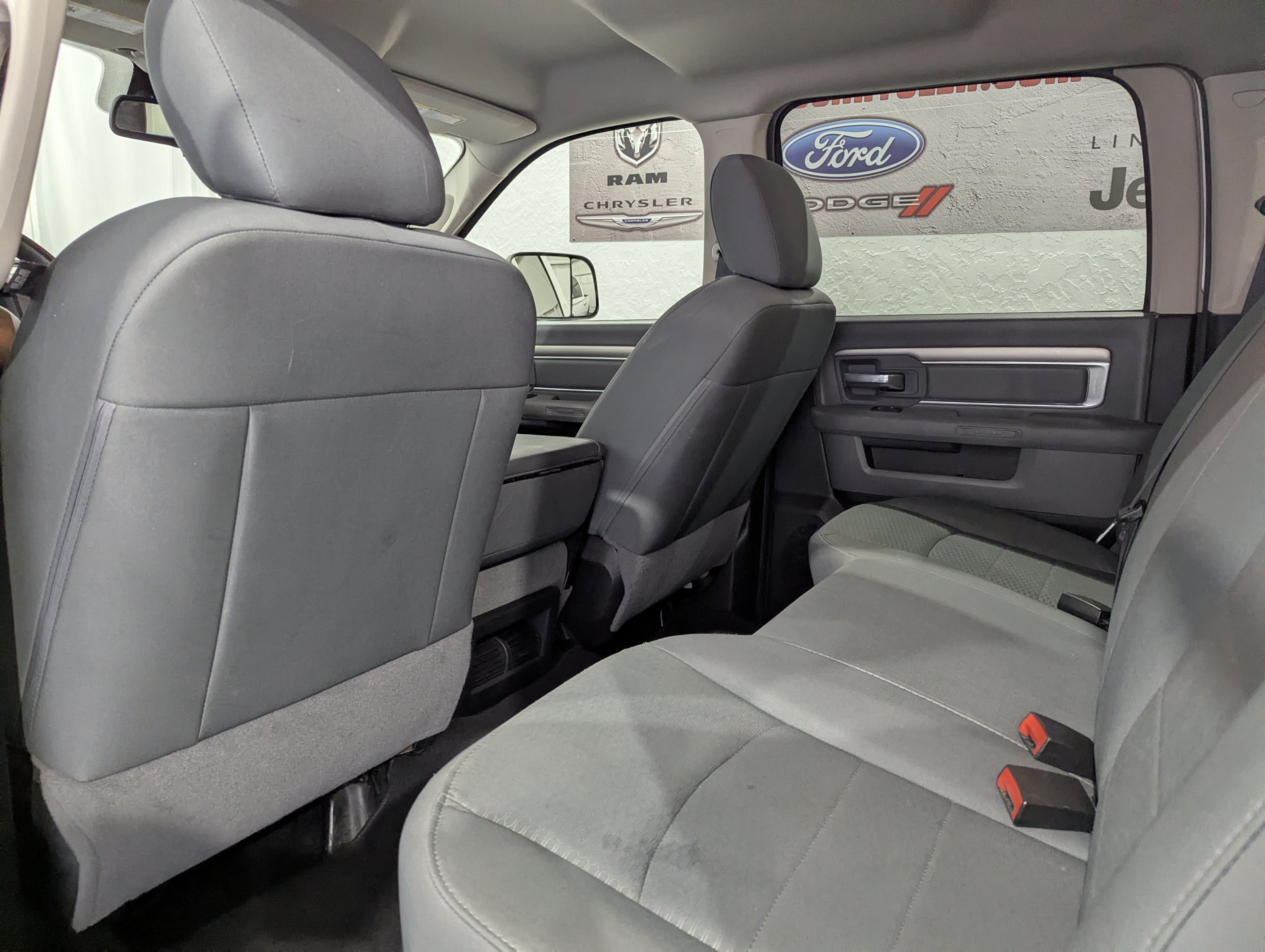 Used 2015 RAM 2500 SLT AWD/4WD image 14