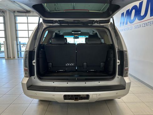 Used 2014 Chevrolet Tahoe LT AWD/4WD image 7