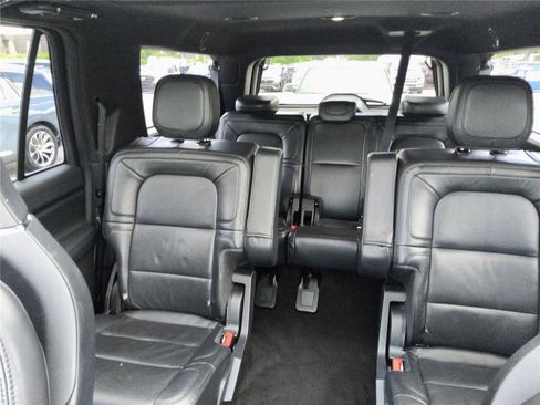 Used 2022 Lincoln Navigator L Reserve AWD/4WD image 15