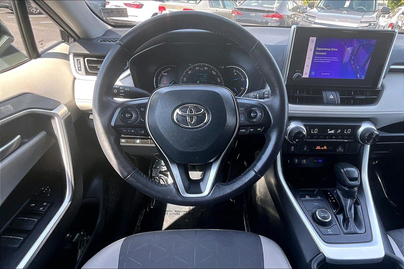 Used 2024 Toyota RAV4 XLE w/ Weather Package AWD/4WD image 5