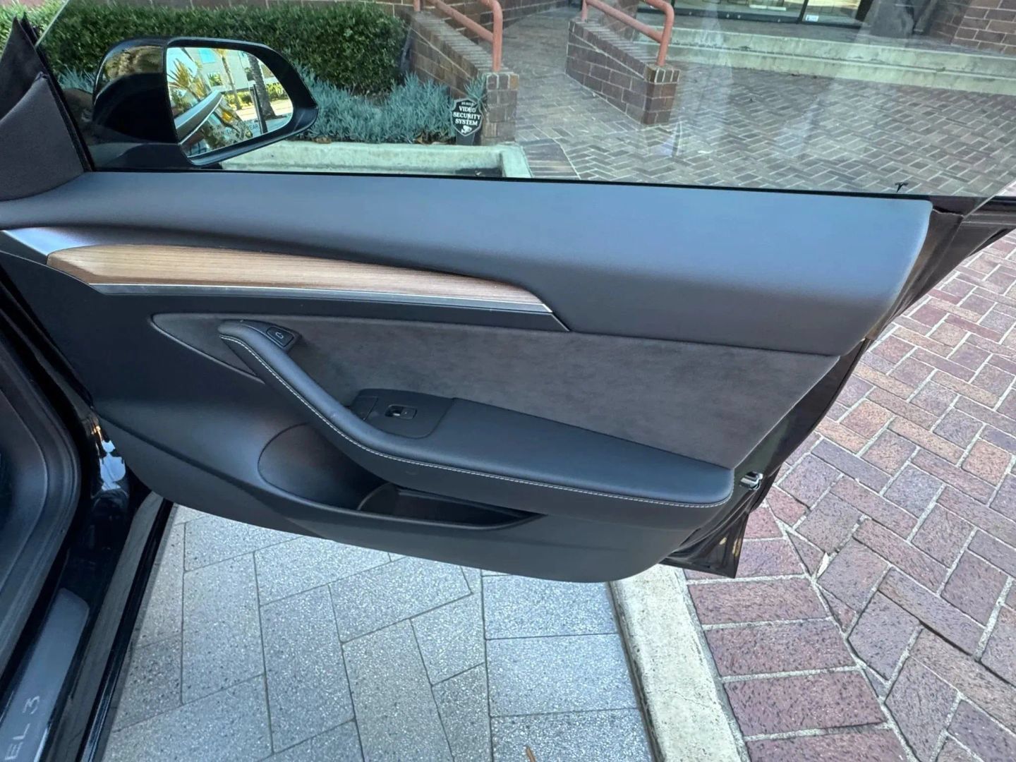 Used 2023 Tesla Model 3 Standard Range RWD image 25