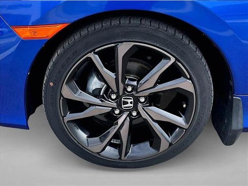 Used 2019 Honda Civic Sport image 9