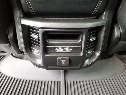 Used 2020 RAM 1500 Laramie AWD/4WD image 16