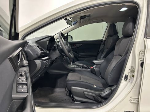 Used 2021 Subaru Crosstrek 2.0i AWD/4WD image 4