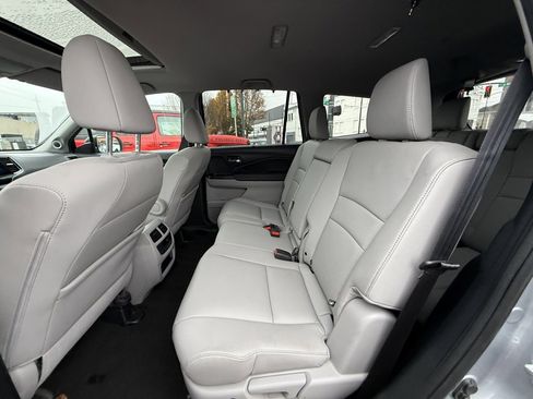 Used 2022 Honda Pilot Special Edition image 24