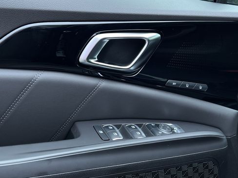 New 2027 Kia Carnival SX Prestige FWD image 20