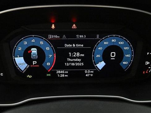 Certified 2025 Audi Q3 2.0T Premium w/ Convenience Package image 11