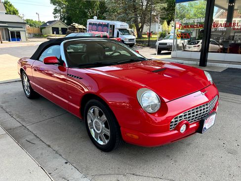 Used 2004 Ford Thunderbird image 5