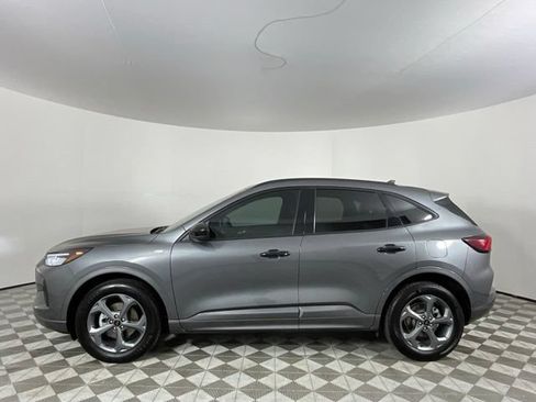 Used 2023 Ford Escape ST-Line AWD/4WD image 8