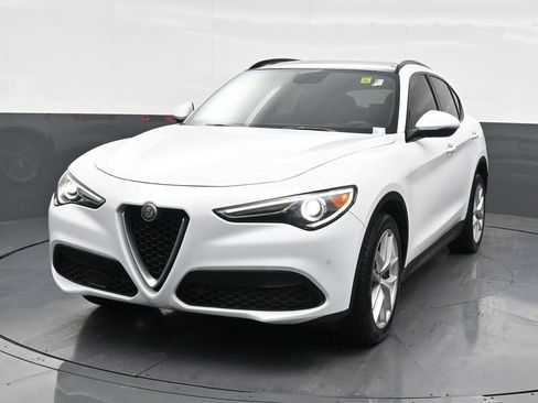 Used 2019 Alfa Romeo Stelvio Ti Sport w/ Quick Order Package 22S Sport image 9
