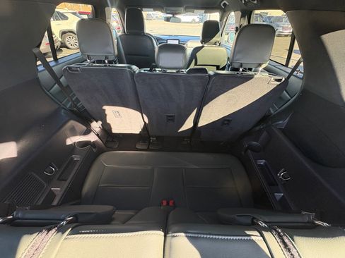 Used 2022 Ford Explorer Timberline image 18