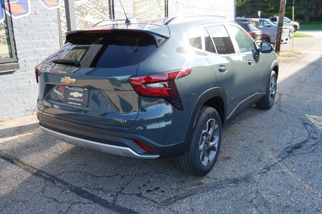 New 2026 Chevrolet Trax LT w/ LT Convenience Package FWD image 27