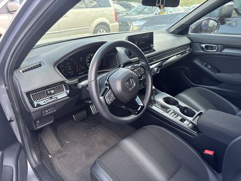 Used 2025 Honda Civic Sport image 7
