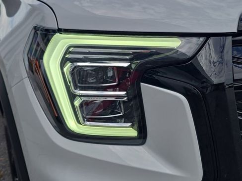 New 2026 GMC Terrain Elevation w/ Elevation Premium Package FWD image 10