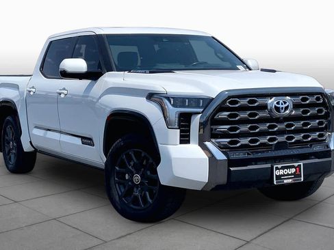 Used 2024 Toyota Tundra Platinum AWD/4WD image 3