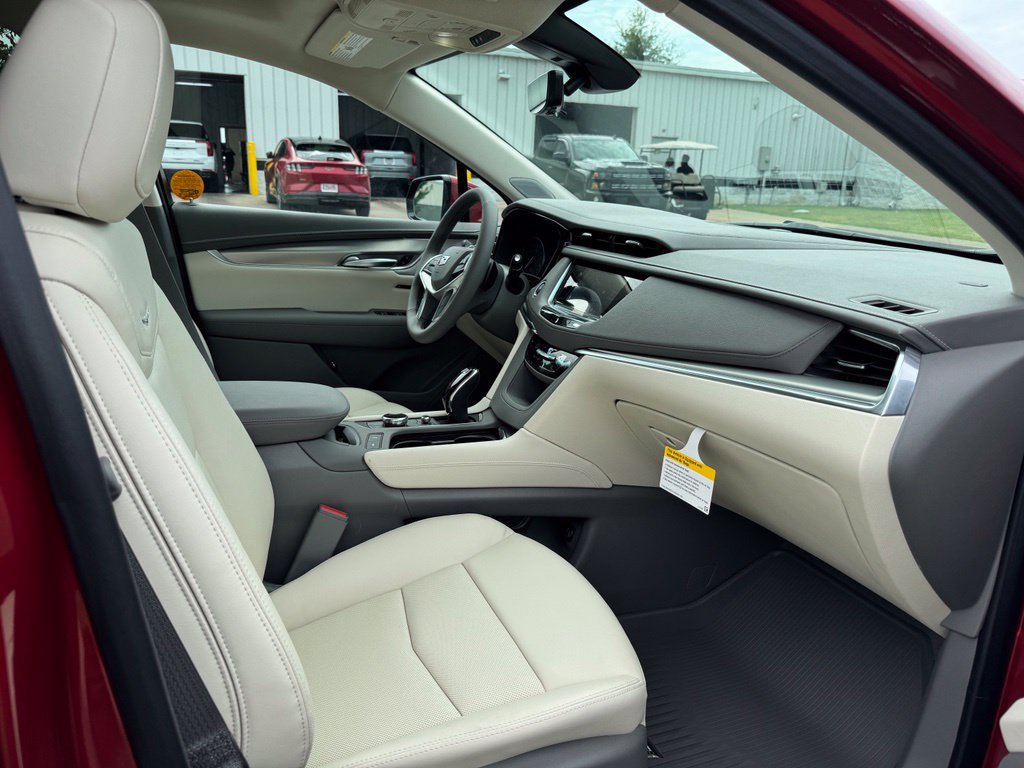 New 2026 Cadillac XT5 Premium Luxury w/ Driver Assist Package FWD image 33