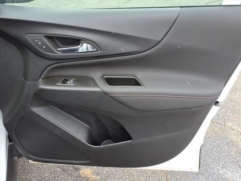 Used 2022 Chevrolet Equinox RS image 14