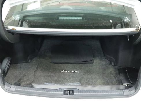 Used 2023 Lexus IS 300 w/ Comfort Package image 34