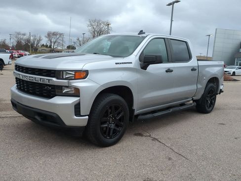 Used 2022 Chevrolet Silverado 1500 Custom w/ Rally Edition image 4